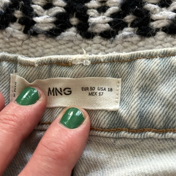 NWT ✨ MNG high waist jeans, size 18 - Picture 4 of 7